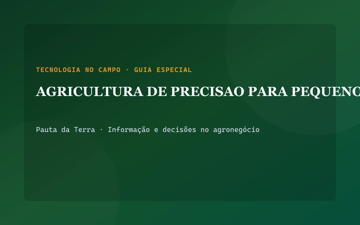 Técnico agrícola e pequeno produtor coletando amostra georreferenciada de solo no campo